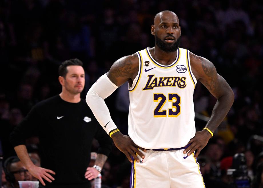 [图]詹姆斯20分东契奇25分 湖人22分惨败凯尔特人